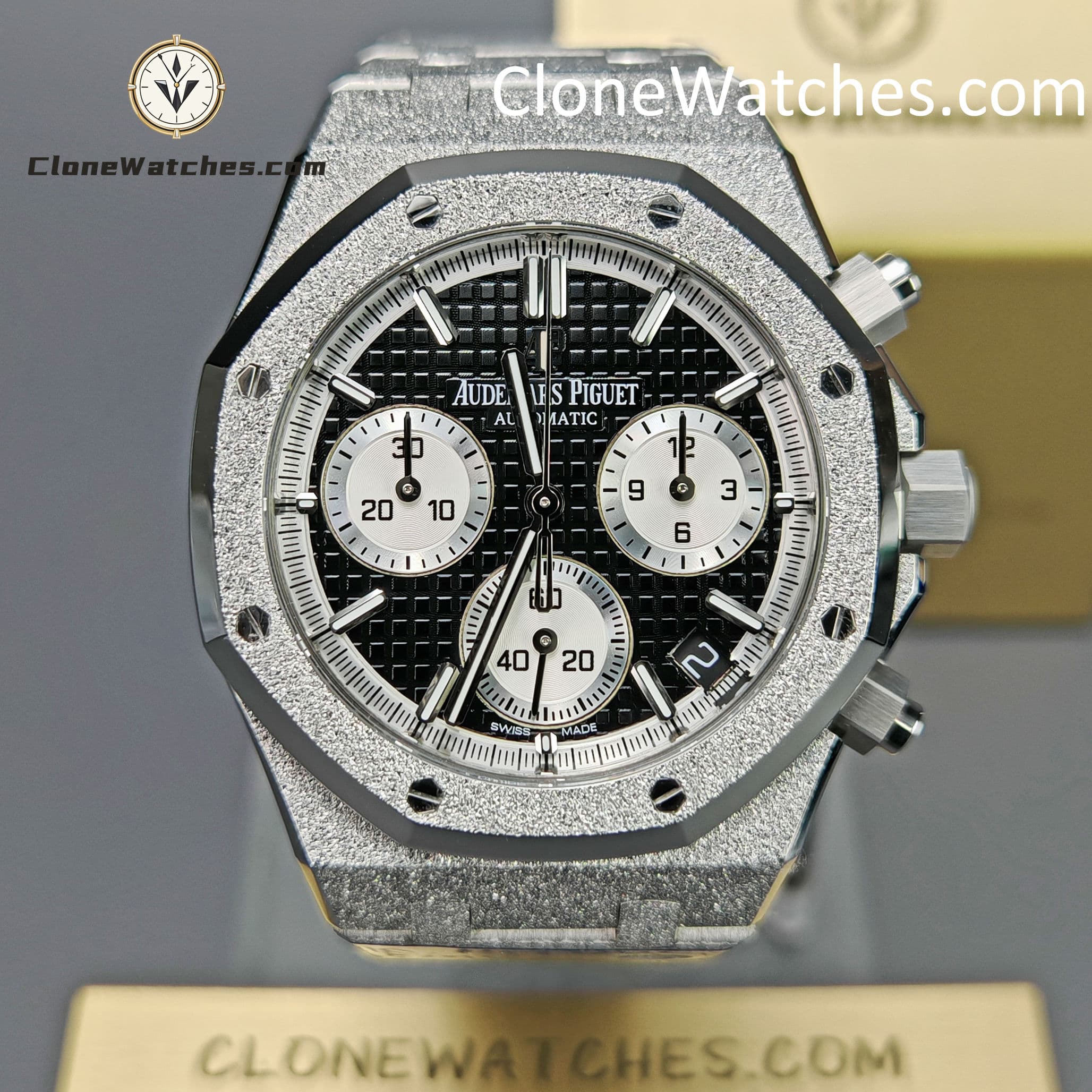 Audemars Piguet Royal Oak Black & Silver Dial 26239BC Selfwinding Chronograph